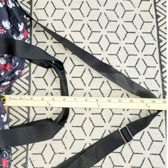 Bioworld Mickey Mouse Weekender Duffel Travel Tote Overnight Bag - Picture 16 of 16